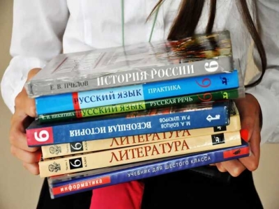 Из школьной программы убрали книги о сталинских репрессиях и с критикой СССР
