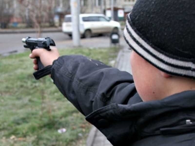 В Петербурге задержали двух подростков, стрелявших в окно общежития